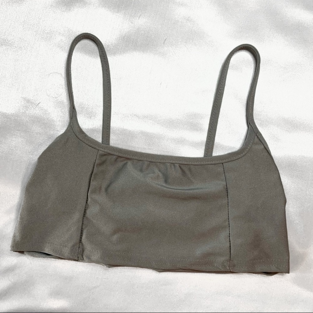 NWT✨PLT Satin Grey Crop Top